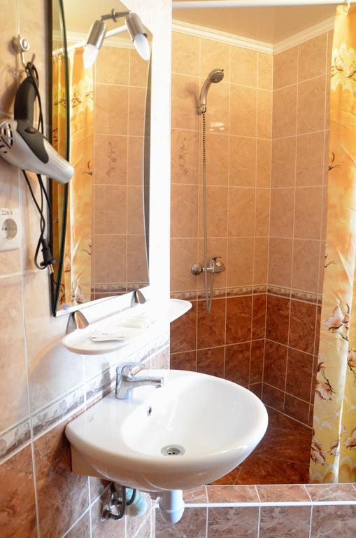 Kseniya Hotel Каменец-Подольский Экстерьер фото