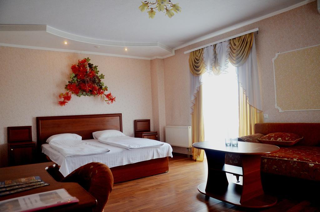 Kseniya Hotel Каменец-Подольский Номер фото