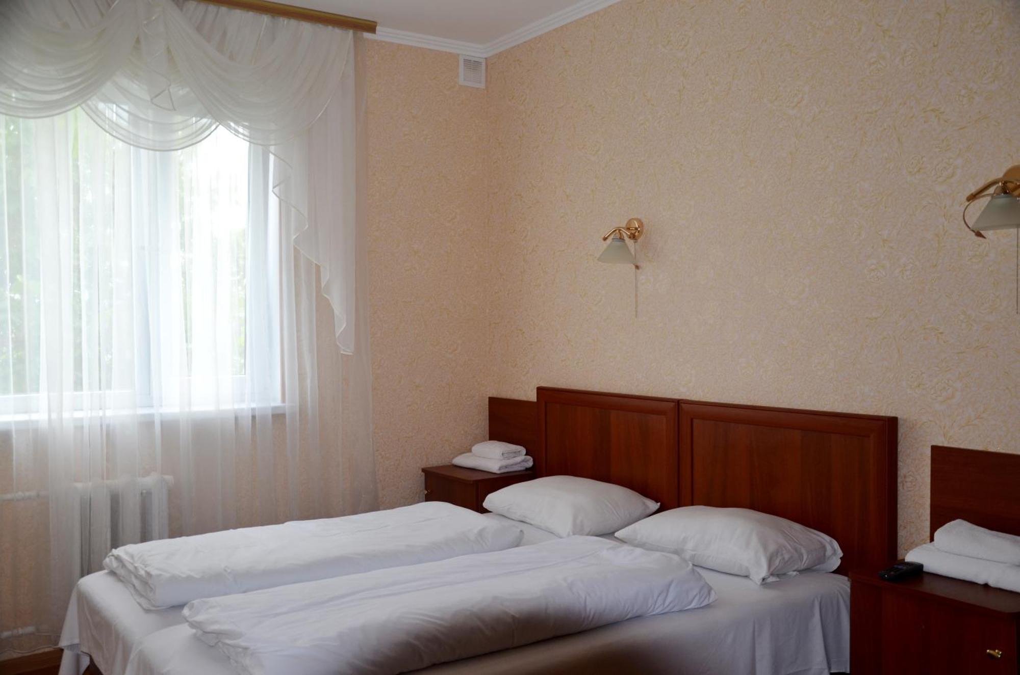 Kseniya Hotel Каменец-Подольский Экстерьер фото